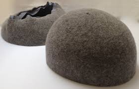 Big sister has decided for the little one to be a witch this halloween. A Step By Step Guide To Making A Felt Cloche Hat Thestitchsharer