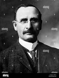 William cushing hi-res stock photography and images