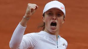 Iga świątek is a polish professional tennis player. French Open 2020 Watch Rafael Nadal Lift Trophy Every Year Crazy I M In Same Spot Iga Swiatek Tennis News India Tv