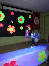 Glow Party Wall Deco Made From Poster Boards Really Glows Under Black Lights Was So Pretty Pink Posters Kids Rooms Diy Glow Party