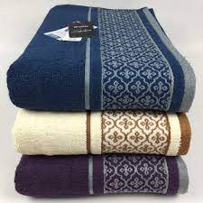 Cari produk handuk mandi lainnya di tokopedia. Terry Palmer Signature Handuk Hotel 70x140 Lembut Tebal Antibacterial Menyerap Air Shopee Indonesia