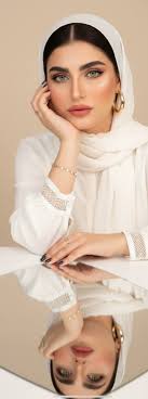 يالهوي عليا وعلي جمالي 😩🤍💋😁