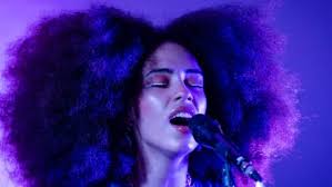 Bruna Black, do Duo Ávuá, faz show gratuito no Sesc Bom Retiro no fim de  semana