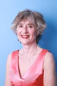 Lesley Little's Instagram, Twitter & Facebook