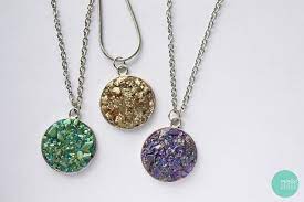 Diy Fake Druzy Quartz Necklace Tutorial Faux Druzy Jewelry Tutorials Jewelry Crafts