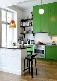 Oser Les Meubles De Cuisine Colores A Part Ca Cuisine Coloree Armoire De Cuisine Cuisine Contemporaine