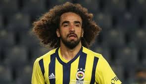 Sadık çiftpinar is a turkish footballer who plays as a defender for süper lig club fenerbahçe. Altay Sadik Ciftpinar I Takibe Aldi Tum Spor Haber
