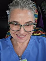 Nail trim services for pets at home