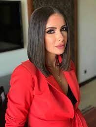 كما يقع في حب منى، إبنة توفيق بك •••. Ù…Ù†Ù‰ Ø²ÙƒÙŠ Ø£ÙˆÙ„ ÙÙ†Ø§Ù†Ø© Ù…ØµØ±ÙŠØ© ÙÙŠ Ù…Ù…Ø± Ù…Ø´Ø§Ù‡ÙŠØ± Ø¯Ø¨ÙŠ Ù…Ø¬Ù„Ø© Ø³ÙŠØ¯ØªÙŠ