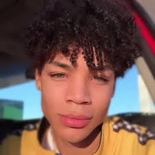 Here is a list of 11 best hair color ideas for women with blue eyes: Corey Campbell Imcoreycampbell Photos Et Videos Instagram Boys With Curly Hair Light Skin Boys Curly Hair Men