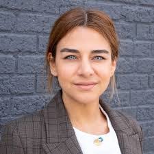 Holly Hammontree's Instagram, Twitter & Facebook