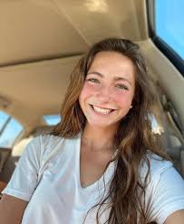 BE CV BK.2025-R-D BE CV BK.2025-R-D***Honey, I see you looking at my post  but you can't even say hi to me, It's me, Laura farms ❤️ I love you , and  all