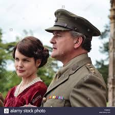 Downton abbey is hosting a lavish christmas party, yet despite being the season of goodwill, tensions are rife and bates's arrest has cast a shadow over the festivities. Lord Grantham Downton Abbey Stockfotos Und Bilder Kaufen Alamy