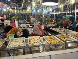 .taman apple cameron steamboat & grill‬, טאנה ראטה: Panaskan Badan Di Taman Abang Buffet Steamboat Grill Cameron Highlands Jelajah Maya