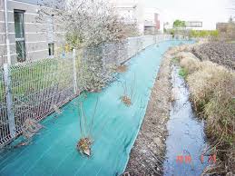 Toile De Paillage Utilisee Pour Stabiliser Un Fosse Toile De Paillage Idees Jardin Toile