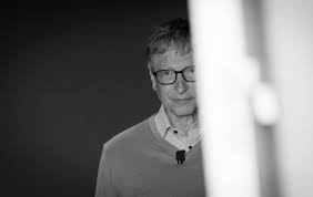 Construyeron un imperio que fue esencial en la pandemia. Bill Gates Gives To The Rich Including Himself The Nation