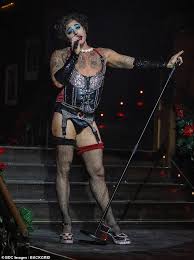 Get all the details on duncan james, watch interviews and videos, and see what else bing knows. Blue Singer Duncan James Looks Unrecognizable As He Performs In Drag At Cabaret Event Oltnews