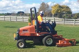 Lawn Mowing Hamilton & Cambridge | McCanns Mowing Waikato
