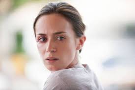 Sicario a bergyilkos 2015 teljes filmadatlap mafab hu from mafab.hu. Exkluziv A Sicario A Bergyilkos Magyar Elozetese