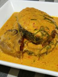 Resepi ikan kukus yang pasti memuaskan hati sesiapa saja. Ikan Tenggiri Masak Lemak Tumis Kasih Ilmar