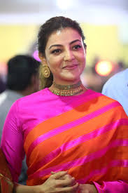 Kajal aggarwal's nickname is kaju. Gorgeous Kajal Aggarwal In Saree Pics At Vels Vetri Vizha