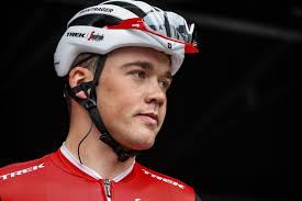 Zijn naam spreken we allemaal fout uit en hij zocht de weg naar Gent voor  het donker: Mads Pedersen, de nieuwe wereldkampioen