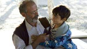 Dann schaue diesen film auf einfachem deutsch. Almanya Willkommen In Deutschland Film Trailer Kritik