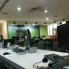 Untuk makluman, terdapat beberapa kekosongan jawatan yang dibuka untuk permohonan oleh pihak pejabat tanah dan galian selangor (ptg selangor). Pejabat Daerah Tanah Klang Office