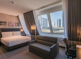 Garden inn and suites is a boutique hotel located in the heart of california's central valley. Hilton Garden Inn Eroffnet