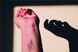 Keloid removal treatment works by shrinking the keloid. How To Minimize The Risk Of A Tattoo Removal Scar Removery