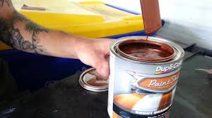 While burnt orange is usually seen in traditional country style or rustic kitchens here it s paired with contemporary furnishings appliances and cabinets to create a fashionable look. Sikkens Burnt Orange Paint Vtwctr