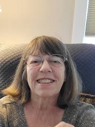 Downsizing in the area, looking to donate items