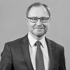 Speakers' biographies