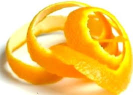Epluchures C Est Bon Pour La Sante Le Portefeuille Et L Environnement Epluchures Peau D Orange Sechee Huile Essentielle D Orange