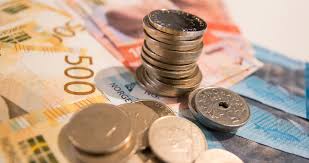 Tjener du 500.000 kroner årlig, for eksempel, må du regne med rundt 6500 kroner mindre i år. Slik Blir Arets Lonnsoppgjor Her Er Datoene Du Ma Merke Deg Fo Din Fagforening