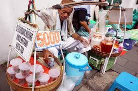 Nama toko adalah 'cerminan' pertama yang dilihat pembeli, karena itu pemilihan nama toko yang tepat merupakan salah satu kunci kesuksesan bisnis online. Setetes Kesegaran Es Selendang Mayang Di Tengah Teriknya Jakarta