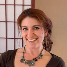 Alanna Willis's Instagram, Twitter & Facebook