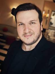 Jun 11, 2021 · şahan gökbakar, eşi selin gökbakar, çocukları deniz efe ve ela ile önceki gün selimiye'de demirledikleri teknelerindeydi. Sahan Gokbakar Height Weight Size Body Measurements Biography Wiki Age
