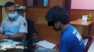 Mampir unduh sebagian materi disini. Kpn E1o1s9bfdm
