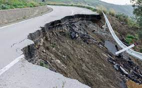 Le tremblement de terre du 15 août 2007, de magnitude 7,9, avait fait. Definition Seisme Tremblement De Terre Futura Planete