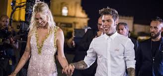 Check spelling or type a new query. Le Nozze Social Ferragni Fedez Il Party Tra Vip E Post Polemiche Per Il Volo Theferragnez La Repubblica