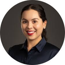 Adriana Ballard's Instagram, Twitter & Facebook