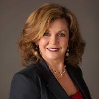 Donna Mullen's Instagram, Twitter & Facebook