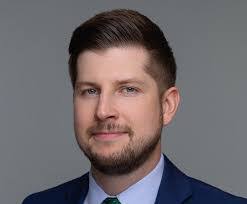 Maxine Lamb's Instagram, Twitter & Facebook