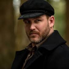 James Ellicott's Instagram, Twitter & Facebook