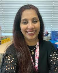 Amanda Atterton's Instagram, Twitter & Facebook