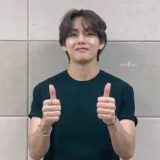 Source account for kim taehyung of bts. Taehyung Pics On Twitter Taehyung Looks So Good And Buff