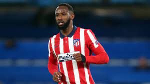 Moussa dembélé ya conoce #territorioatleti y recorrió nuestra historia para sentir lo que somos. Moussa Dembele Faints During Atletico Madrid Training