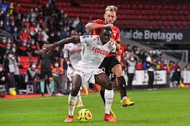 The soccer teams monaco and rennes played 33 games up to today. Nela4zm07rggrm