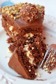 Tort Ferrero Rocher Need To Translate It Ferrero Rocher Food Food To Make